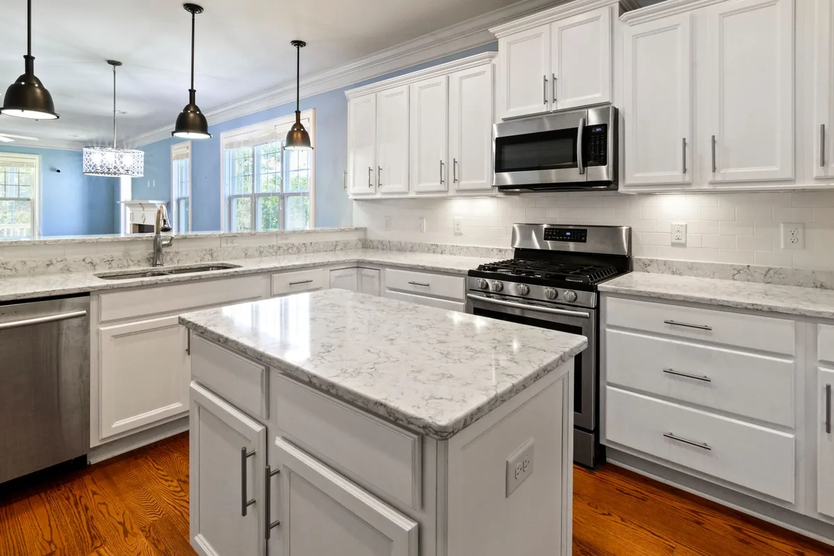 Filth & Squalor Cleanup in Iselin, NJ